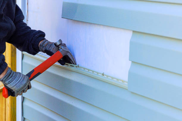 Reliable Emergency Siding Repair contractor in Gloucester, MA by Squared Siding
